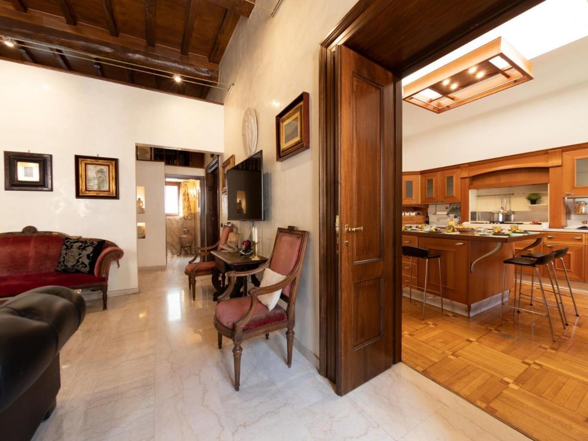 The Rent - With A View On Altare Della Patria Apartment